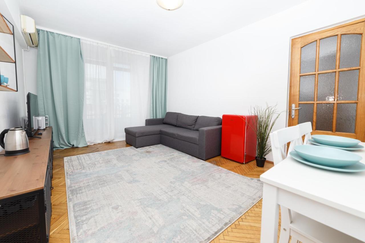 شقة Color Ap Calea Victoriei 12C بوخارست المظهر الخارجي الصورة