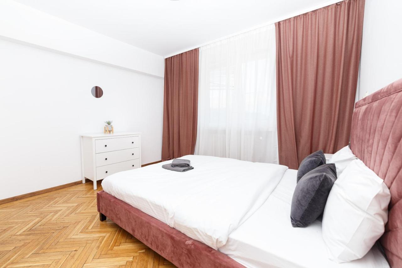 شقة Color Ap Calea Victoriei 12C بوخارست المظهر الخارجي الصورة