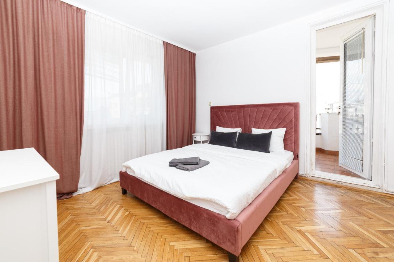 شقة Color Ap Calea Victoriei 12C بوخارست المظهر الخارجي الصورة