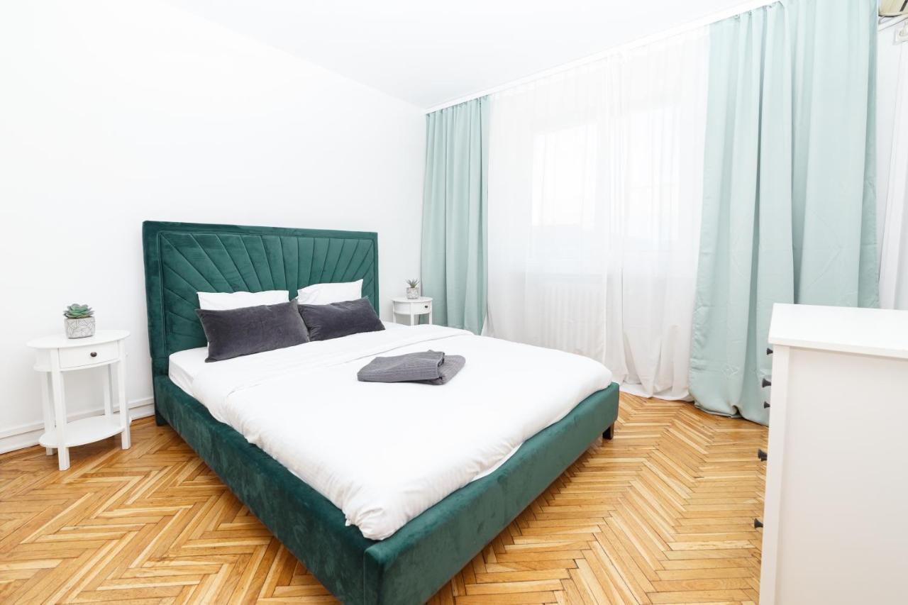 شقة Color Ap Calea Victoriei 12C بوخارست المظهر الخارجي الصورة